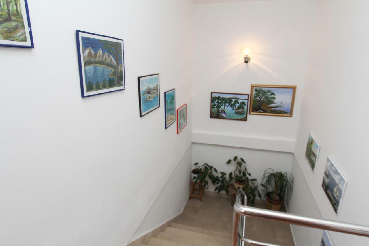 Apartmani Nado Majica Sveti Filip i Jakov Exterior photo